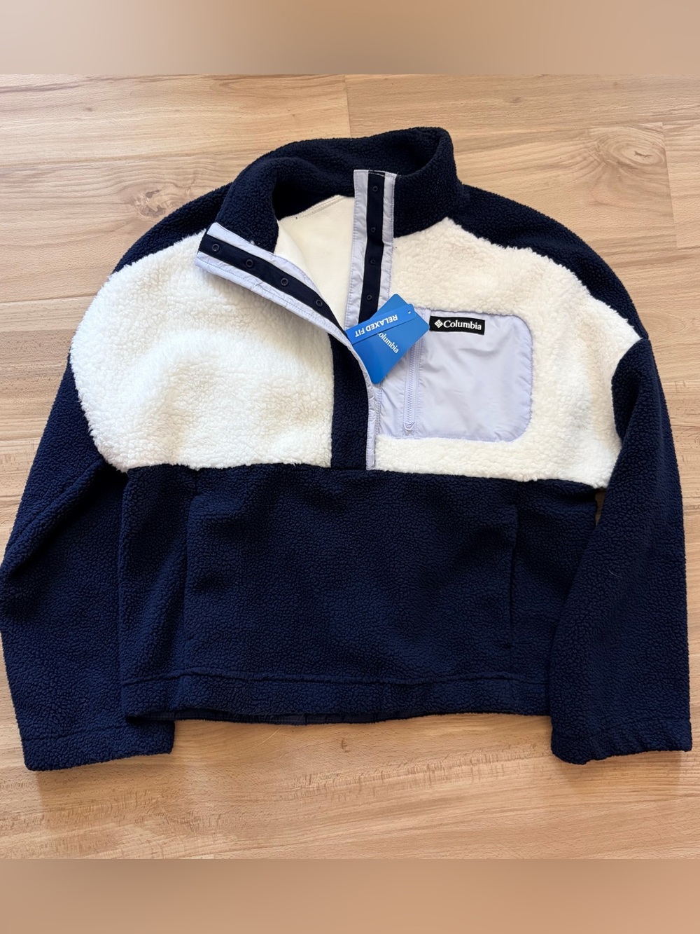 NWT Columbia Lodge Sherpa Pullover Navy and White Lavender accent Large